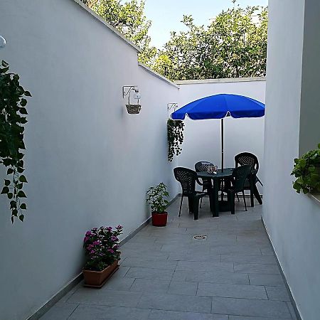 A Casa Di Sante Villa Arnesano Buitenkant foto